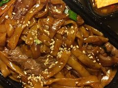 干炒牛河-至潮餐厅精致粤菜·活鲈鱼·走地鸡(珠江新城店)