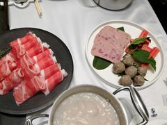 -红鼎豆捞·非遗鲍皇汤火锅(宝丰路店)