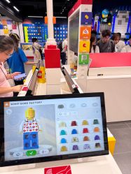 -乐高品牌旗舰店(人民广场店)