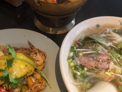 -大头虾越式风味餐厅(光明广场店)