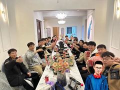 -红河谷晴天别墅轰趴馆