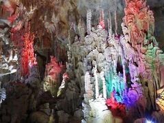 -巴马水晶宫