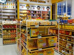 面包甜点陈列柜-RDD肉多多(城市阳台店)