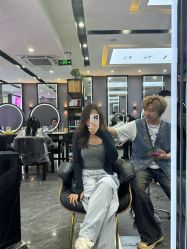 -藤野造型烫染·漂发