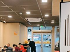 -麦当劳(轻轨曹杨路店)