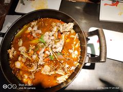 -辣尚瘾·烤鱼·新川菜(交大直营店)