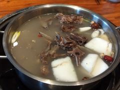 特色羊脊骨锅底-草原牧羊火锅·龙虾·烤鱼(杨浦店)