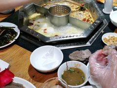 -佬土鹅肠火锅(扬中步行街店)