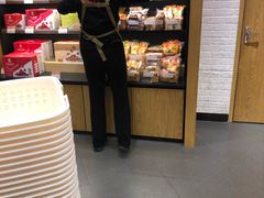 -良品铺子(五角场万达店)