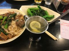 -喜喜烧腊茶餐厅(骆克道店)