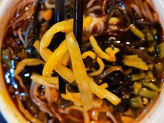 -水平有限螺蛳粉(宏达大厦店)