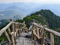 -罗田薄刀峰风景区