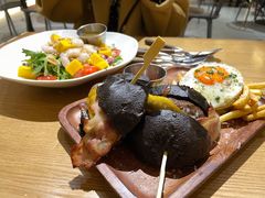 -HELLO 27 意面·沙拉·帕尼尼