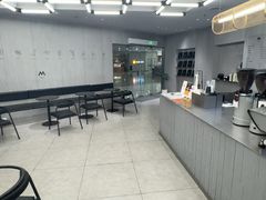 -M Stand(南京紫峰大厦店)