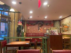 -玛格萝妮比萨屋(陆家浜路店)