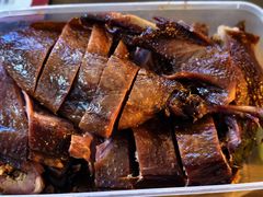 -狗撵鸭(泰山公寓店)