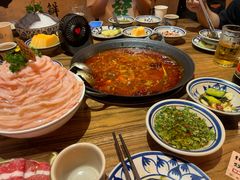 -旧街市鲜货老火锅(大光路店)