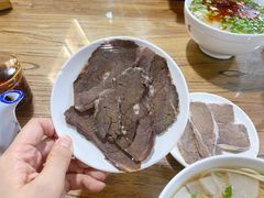-陇上全荟兰州传统牛肉面(延吉路店)