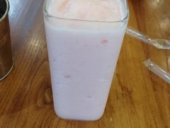 多肉桃桃-more than meow吴止猫主题餐厅(承德 中船汇店)