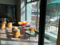 -星巴克臻选(青岛麦凯乐分店)