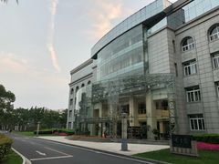 -中共上海市委党校 上海行政学院