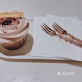 LR.一见岚 它们家的纸杯蛋糕不要太好吃哦～
