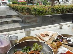 -野草莓自由市场