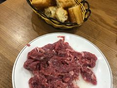生牛肉-老秦凉都黄牛肉馆(九堡店)