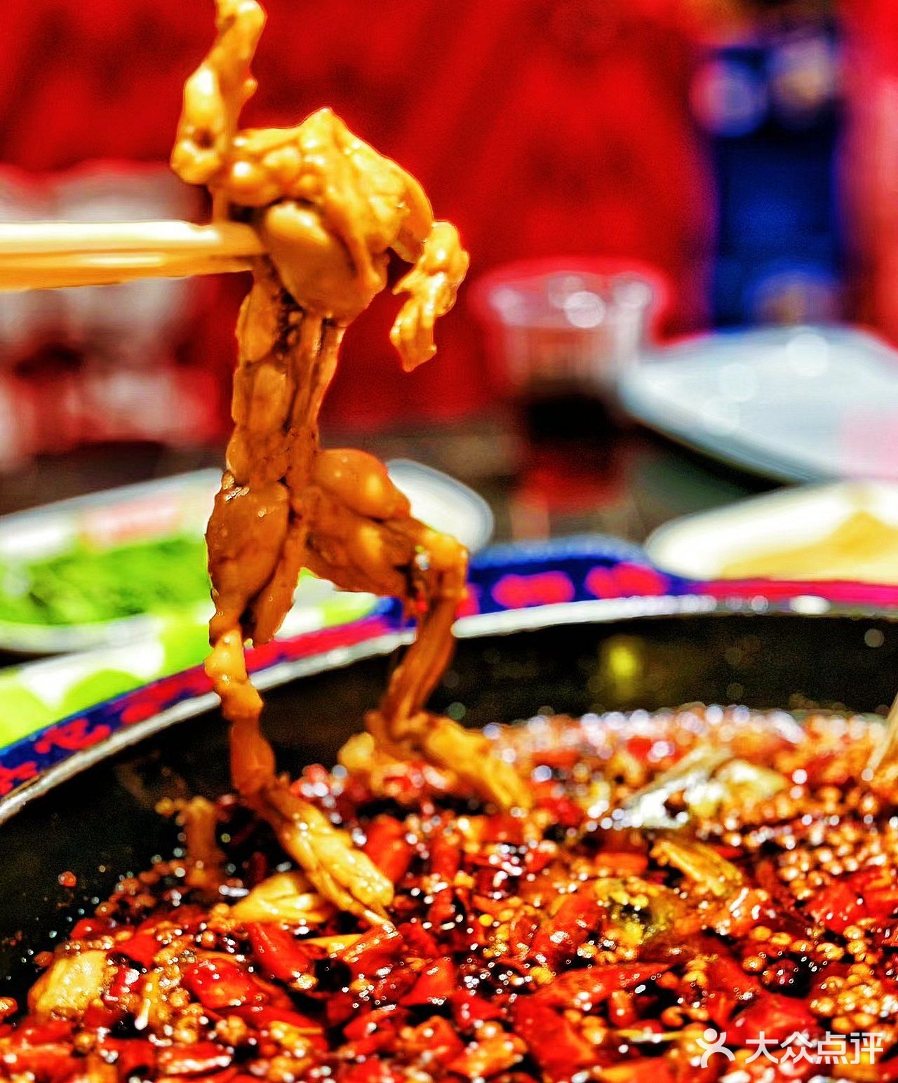 何师傅美蛙鱼头 —— 舌尖上的川味传奇