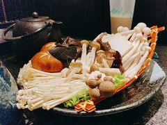 -湊湊火锅·茶憩(打浦桥日月光店)