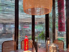 -二厨·吊桥小院·脆皮烧鸡公·本地农家菜(沿江西路店)