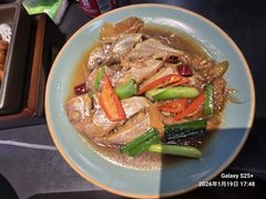 -鑫悦楼煎蟹·16年海鲜大排档