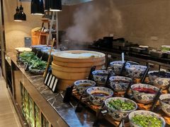 -广州万富希尔顿酒店·感趣自助餐厅·金秋蟹宴生蚝海鲜刺身烧烤