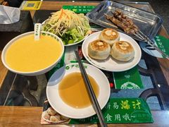 -尹记门钉肉饼(天坛店)