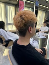 -藤野造型烫发染发