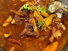 -霄汉牛三鲜湖北砂锅菜(万松园2店)