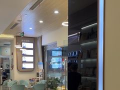 -维乐口腔(美维云门诊陆家嘴店)
