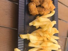 -必胜客(上海华谊新所店)