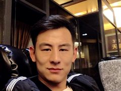 -威克健身游泳(万菱汇店)
