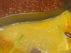 -小天鹅火锅·一线江景洪鼎旗舰店(洪崖洞店)