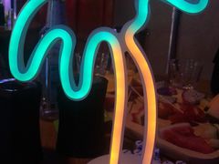 -UP嘻哈酒吧(粉巢店)