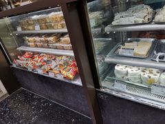 面包甜点陈列柜-五芳齋(云南南路店)