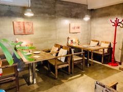 大堂-HIGH FIVE哈福手工汉堡(桂林路店)