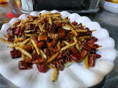 烤竹虫-锅贴杨一手特色豆花烤鱼饭店(荔波美食街店)