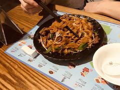 干炒牛河-麒麟中餐厅·经典粤菜·地道菜式老字号(广州长隆酒店)