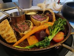 -斯普汇生蚝牛排馆(中骏世界城店)