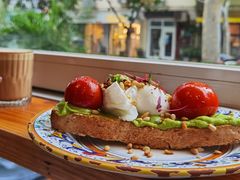 牛油果吐司-Alimentari早午餐(安福路店)