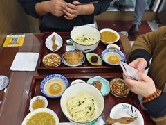 -百年老字号·观振兴蟹黄面·三虾面·苏式面(观前街富仁坊巷店)