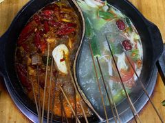 -灌县老妈砂锅串串香(万科红生活广场店)