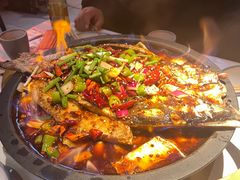 -鸣记脆皮烤鱼·海鲜烤鱼(三八广场店)